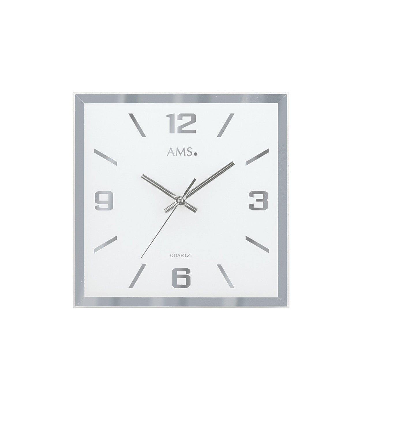 Horloge murale carrée avec cadre argenté, verre miroir et cadran clair