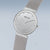 Bering Montre femme avec cadran rond argenté, index strass et bracelet en métal