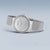 Montre pour femme avec bracelet milanais argenté, cadran rond et couronne visible
