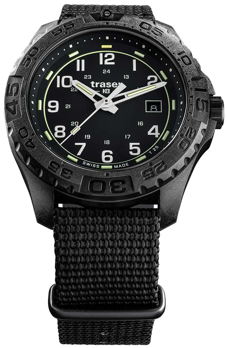 Montre homme avec cadran noir, index luminescents et bracelet textile noir