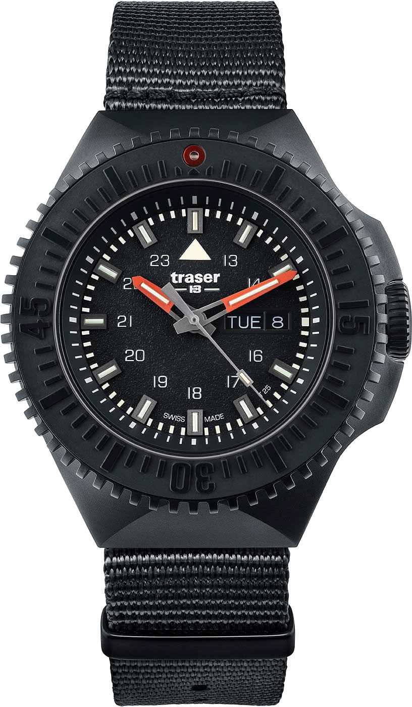 Montre Traser pour homme avec cadran noir, aiguilles lumineuses et bracelet en tissu noir