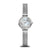 Bering Classic Damenuhr mit silberfarbenem Gehäuse und grauem Milanaise-Armband