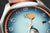 Cadran de montre pour homme avec logo UMF Ruhla, fond bleu, index orange