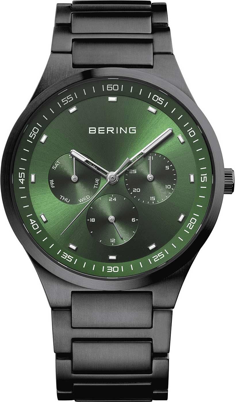 Montre homme avec boîtier noir, cadran vert, index bâtons et bracelet en métal noir