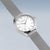 Montre Bering avec boîtier rond argenté, cadran blanc et bracelet en maille milanaise argentée