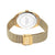 Bracelet avec bracelet en maille dorée et fermoir doré, fond visible