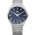 Silberne Armbanduhr mit blauem Zifferblatt, Stabindexen und Datum 29, Metallarmband