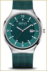 Montre homme avec cadran vert et bracelet milanais vert, lunette ronde en acier