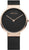 Montre avec cadran noir, lunette or rose et bracelet milanais noir