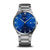 Herrenuhr mit blauem Zifferblatt, klarer Zeigeranzeige und Titangehäuse am Metallgliederband