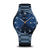 Herrenuhr mit dunkelblauem Zifferblatt, Metallarmband aus Titan und orangefarbenen Akzenten