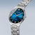 Herrenarmbanduhr aus Titan mit blauem Zifferblatt, silbernem Gehäuse und Metallband