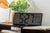 Horloge murale rétro LCD Karlsson avec boîtier noir et grand affichage de l'heure