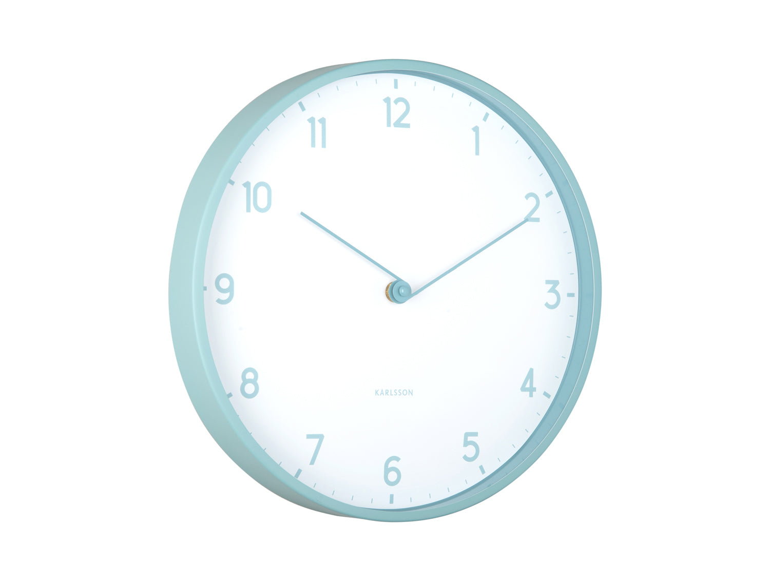 Horloge murale Karlsson bleu brume avec cadran blanc, bordure bleue et chiffres arabes