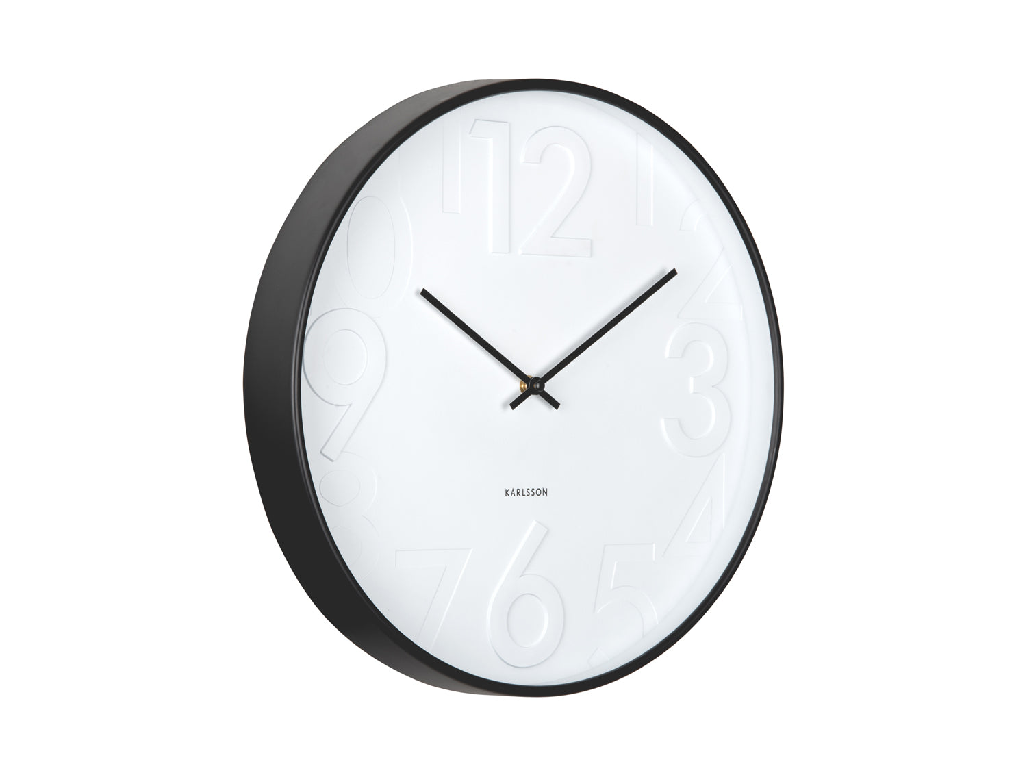 Horloge murale à chiffres blancs avec bordure et aiguilles noires