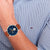 Tommy Hilfiger Herrenarmbanduhr mit blauem Zifferblatt und braunem Lederarmband, Quarz