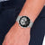 Herrenarmbanduhr Tommy Hilfiger Legend mit schwarzem Zifferblatt, Edelstahl-Meshband