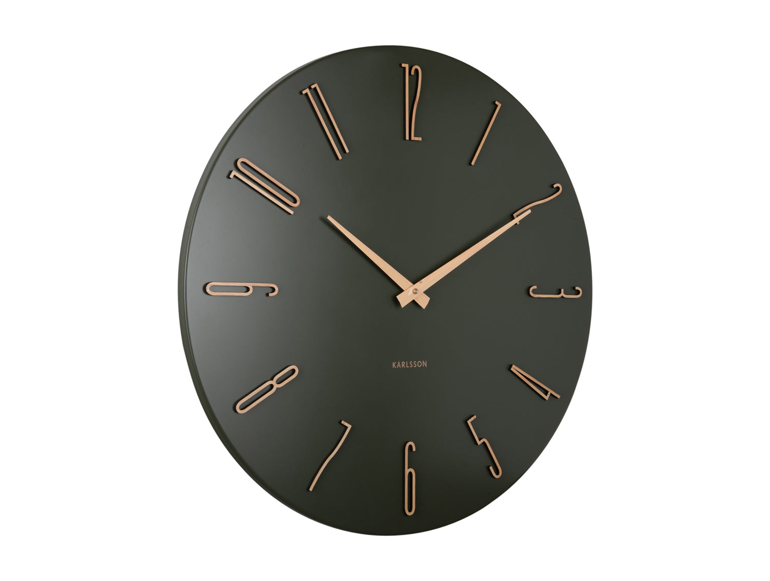 Montre murale ronde avec cadran vert foncé, index bâtons dorés et aiguilles