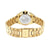 Damenuhr-Rückseite mit graviertem Gehäuseboden und goldfarbenem Metallarmband.