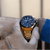 Herren-Chronograph-Armbanduhr mit goldfarbenem Metallband und blauem Zifferblatt