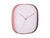 Horloge murale rose pâle avec boîtier carré arrondi et cadran blanc