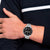 Herrenuhr mit Metallarmband, schwarzem Zifferblatt und Chronograph, silberne Zeiger