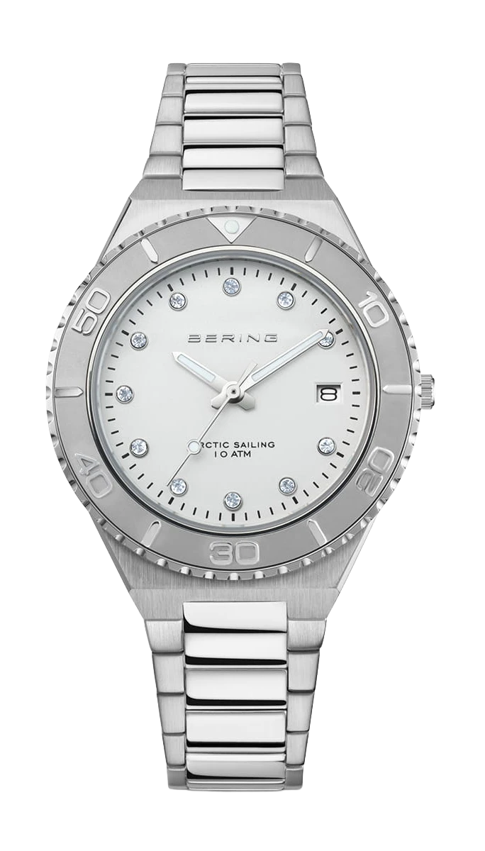 Montre pour femme avec bracelet en métal argenté et cadran blanc, lunette ronde