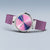 Damenuhr mit violettem Milanaise-Armband, rundem silbernem Gehäuse und Zeigern auf Zifferblatt