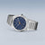 Bracelet de montre pour homme avec cadran bleu et large bracelet en métal argenté
