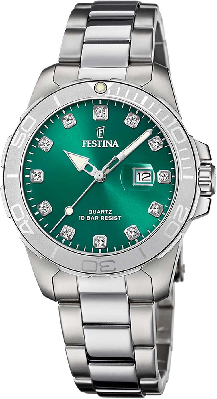 Montre pour femme avec cadran vert, bracelet en acier inoxydable et affichage de la date.