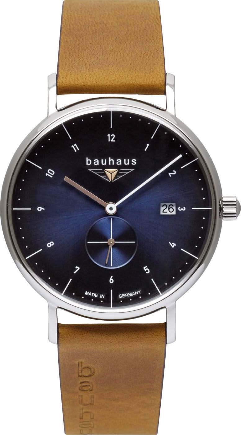 Montre homme : cadran bleu foncé, petite seconde, bracelet en cuir marron, boîtier en acier, fabrication allemande
