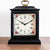 Pendule à poser Hermle 33x25x15 cm bois • Design vintage • Mouvement à quartz précis