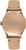 Dos d'une montre analogique avec bracelet en cuir marron, boîtier doré et gravure