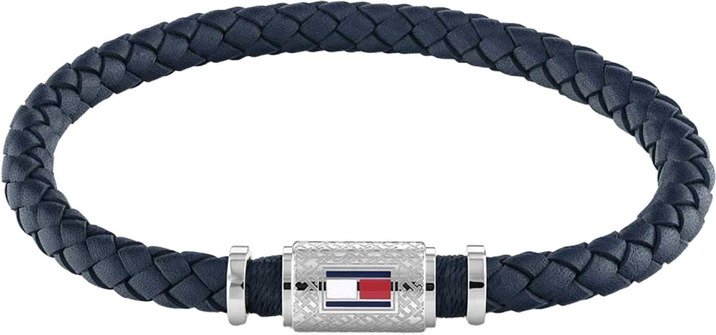Bracelet en cuir tressé bleu foncé avec fermoir rectangulaire argenté.