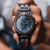 HOLZKERN Chronograph am Handgelenk, blaues Zifferblatt, Holz-Edelstahlgehäuse
