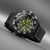Armbanduhr von Luminox Navy SEAL mit grünem Zifferblatt, Chronograph und gelber Zentralsekunde