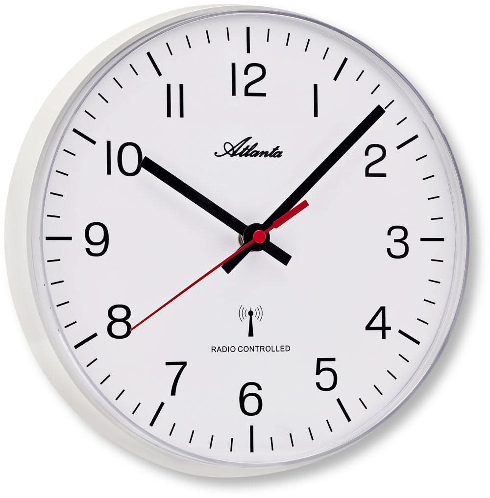 Runde Wanduhr mit weißem Ziffernblatt, schwarzen Zeigern und roten Akzenten, Atlanta-Schriftzug