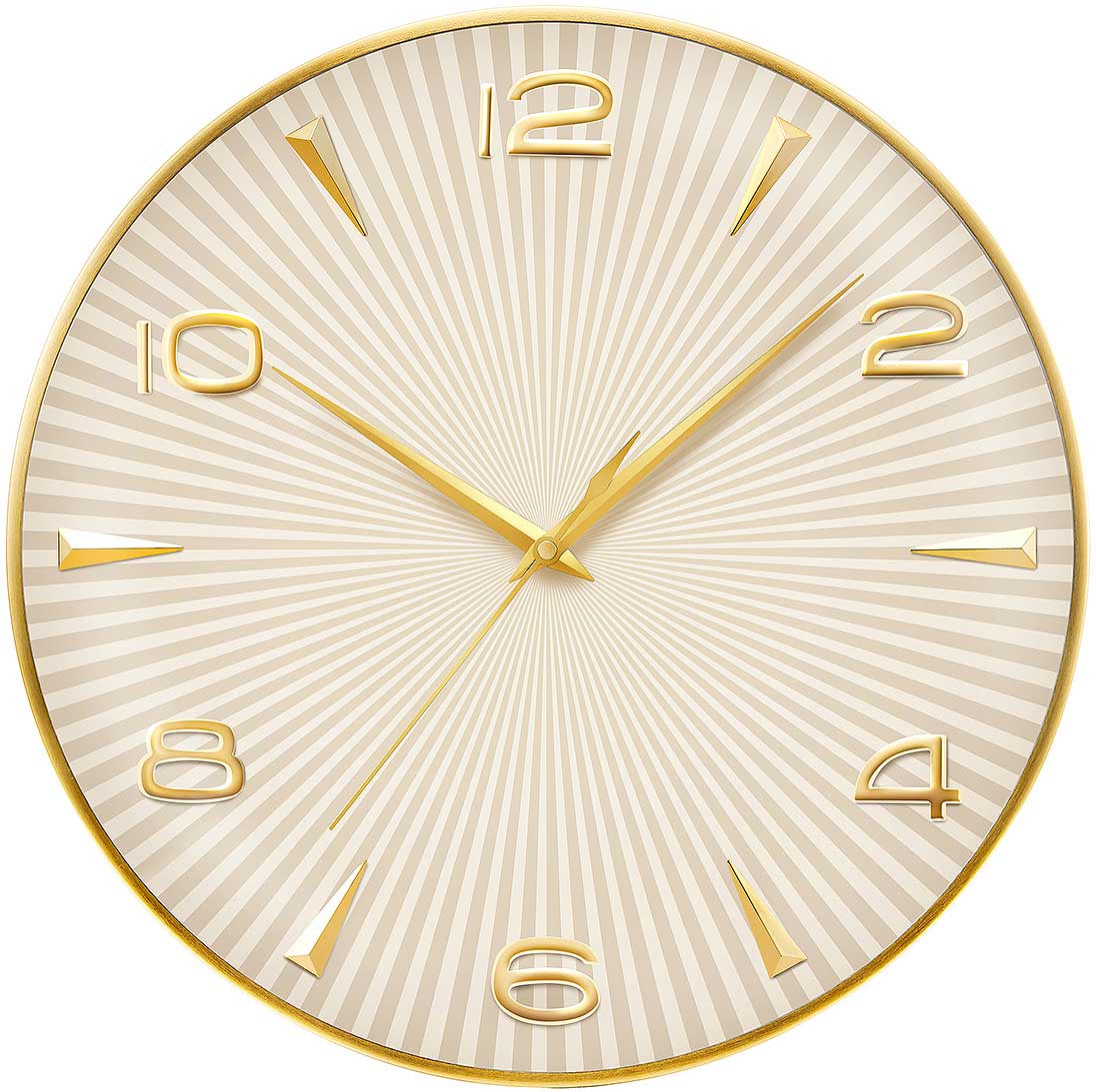 Horloge murale dorée avec cadran beige, chiffres et aiguilles dorés.