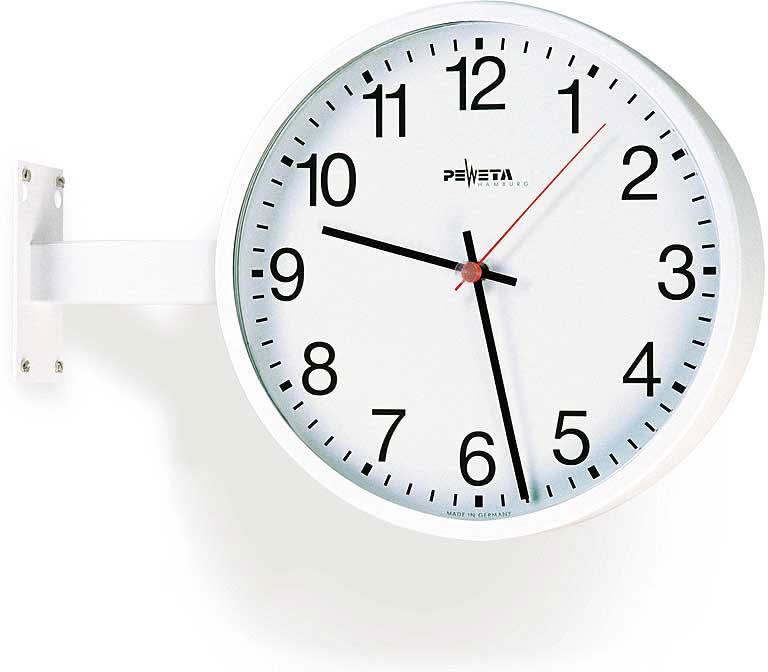 Horloge murale Peweta avec cadran blanc, bordure en métal et aiguilles noires/rouges