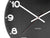 Cadran d'horloge murale : affichage noir, aiguilles blanches et point d'accent rouge, Karlsson