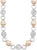Collier bicolore avec maillons ronds et breloques en cristal argenté et beige