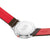 Rückseite der Herrenuhr mit braunem Armband und Gehäuseboden mit Gravur
