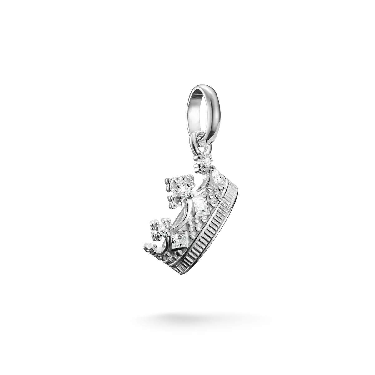 Pendentif breloque en argent en forme de couronne avec pierres blanches et passant