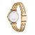 Montre pour femme couleur or rose avec fond visible et bracelet à maillons