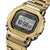 Casio G-Shock Herrenuhr Gold, Front-Detail mit Metallgehäuse und digitalem LCD-Display