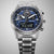 Herren-Chronographuhr mit blauem Zifferblatt, Edelstahlgehäuse und -armband