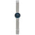 Mondaine Herrenuhr mit silbernem Mesh-Metallband und blauem Zifferblatt, Seitenansicht