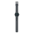 Armbanduhr in Seitenansicht mit grauem Armband und grünem Zifferblatt