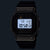 Casio G-Shock Herrenuhr Nahansicht: schwarzes Gehäuse, Digitaldisplay und schwarzes Band.