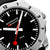 Cadran de montre homme : échelle noire, seconde centrale rouge, lunette argentée dodécagonale